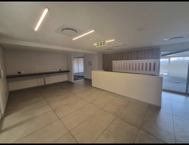 906M² OFFICE TO LET IN WOODMEAD